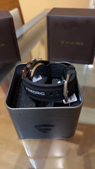 Lote 3 Relojes Frederic, nuevos.