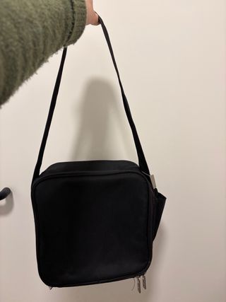 Nevera bandolera negro Nomad