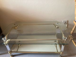 Tavolo da salotto in vetro e mensola a specchio