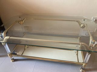 Tavolo da salotto in vetro e mensola a specchio