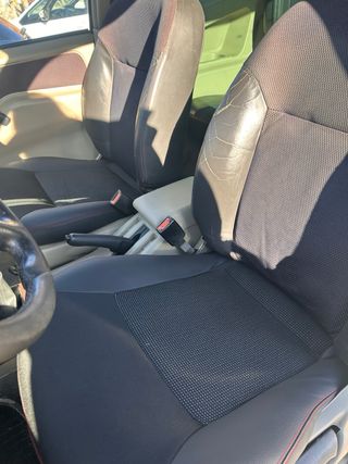 Nissan Terrano II 2001