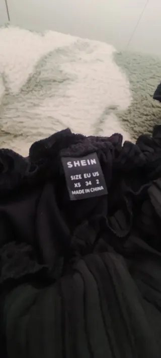 Vestido negro fruncido talla única