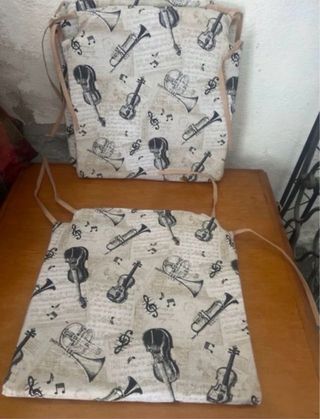 Cuscini per sedie con stampa musicale