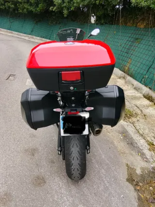 BMW S1000XR K69 Roja y Negra