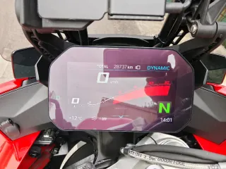 BMW S1000XR K69 Roja y Negra