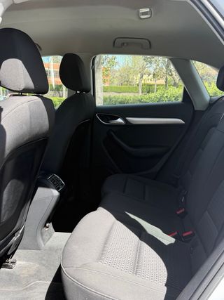 Audi Q3 150cv diesel manual pegatina C