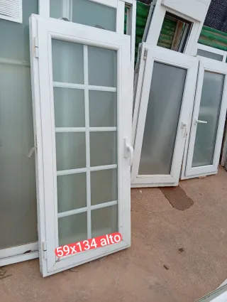 Ventana aluminio corredera 80x110