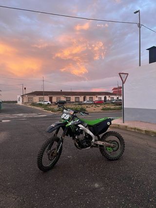 Kawasaki KXF 250 Motocross Válvulas Nuevas