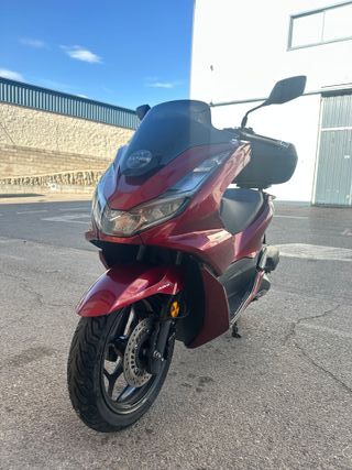 Alquiler PCX 125cc