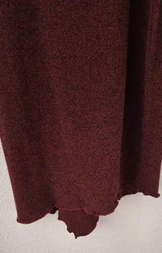 Conjunto mujer punto burdeos jaspeada con flecos
