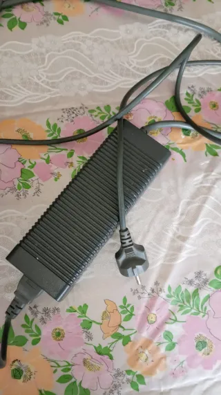 Xbox 360 Blanca con 2 mandos