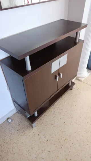 Tavolo d'ingresso moderno