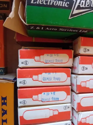 Bombillas Ultron Radio Antiguo