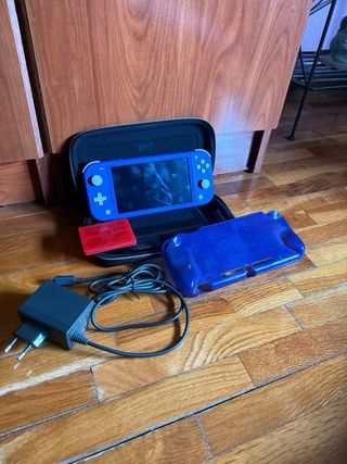 Nintendo Switch Lite Blu + Accessori