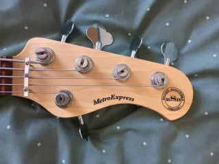 Bajo Sadowsky MetroExpress 5 cuerdas