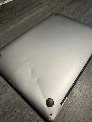 MacBook Pro 13” intel FUNCIONA pero para piezas.