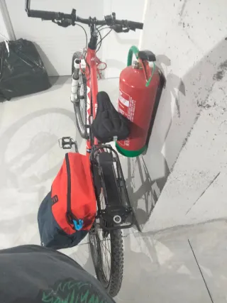 Bicicleta de Montaña MMR Roja