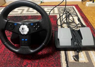 Lote PS2: FIFA 11, TEKKEN 4 y Volante Logitech