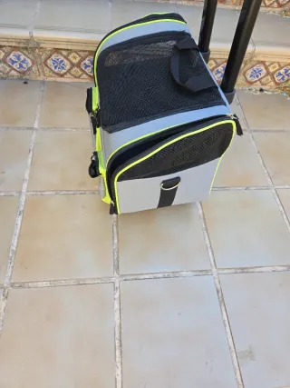 Transportín Flamingo con ruedas para perros y gato