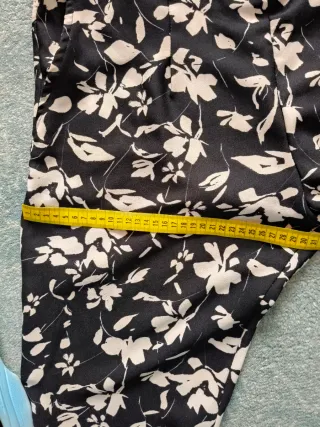 Pantalones de mujer con estampado floral