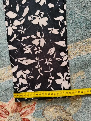 Pantalones de mujer con estampado floral