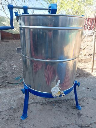 Extractor de miel manual