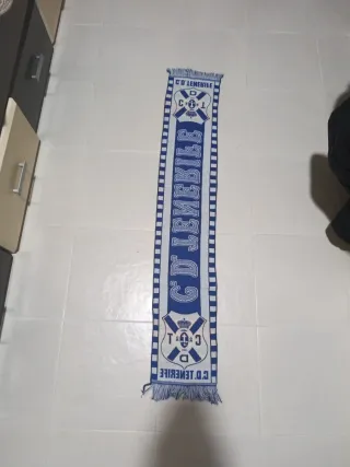 Bufanda antigua de fútbol