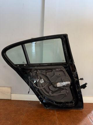 Puerta BMW Serie 1 E87 2010
