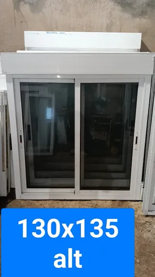 Ventana aluminio corredera 130x135