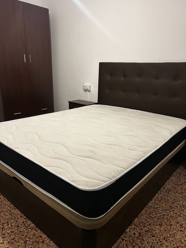 Offerta speciale su set di letti con materasso in viscoelastica o molle in liquidazione!