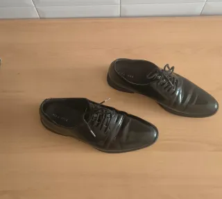 Zapatos de vestir negros charol T.40