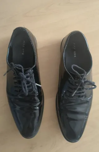 Zapatos de vestir negros charol T.40