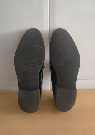 Zapatos de vestir negros charol T.40