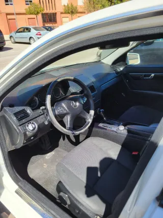 Mercedes-Benz Clase C 2010