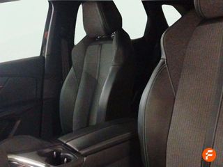 Peugeot 3008 180 e-EAT8 Allure Pack