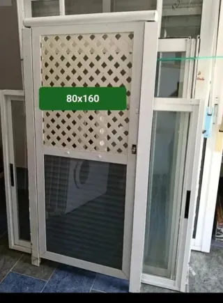 Puerta de aluminio 80x160