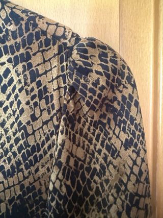 Vestido camisero Zara estampado serpiente