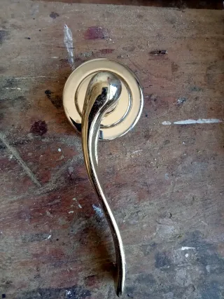 Picaportes dprados latón