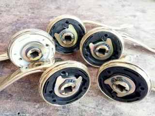 Picaportes dorados latón