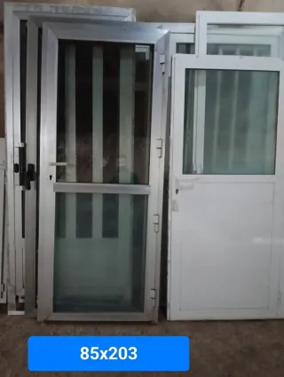 Puertas de aluminio 85x203