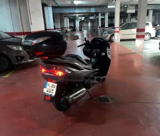 Suzuki Burgman 400