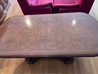 Mesa de comedor de madera de cerezo alargable