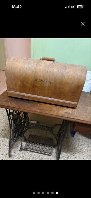 Máquina de coser antigua Singer