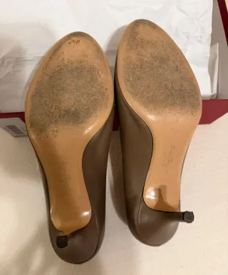 Zapatos Salón Salvatore Ferragamo Marrones