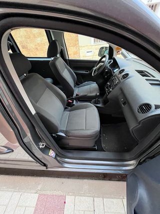 Volkswagen Caddy 2014
