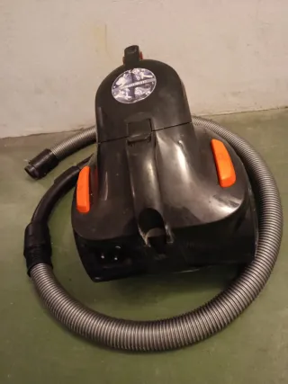 Aspiradora ROWENTA Compact Power