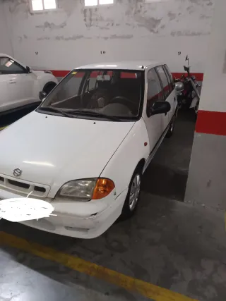 Suzuki Swift 2000