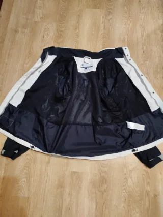 Chaqueta Columbia Polar Beige y Negra