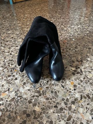 Botas de tacón negras