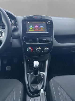 Renault Clio Limited dCi 66 kW (90 CV)